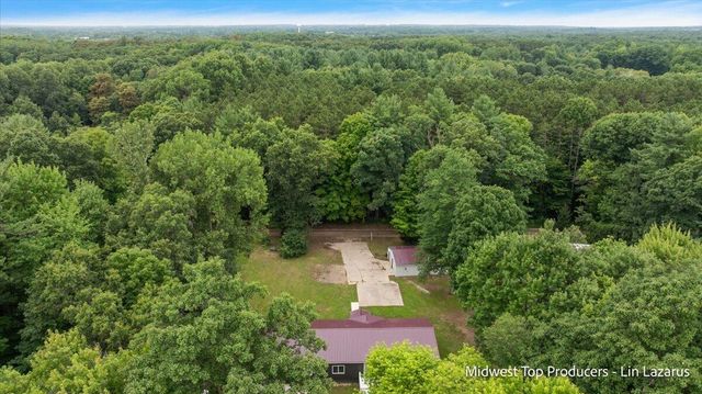 8270 Bradley Road, Belding, MI 48809