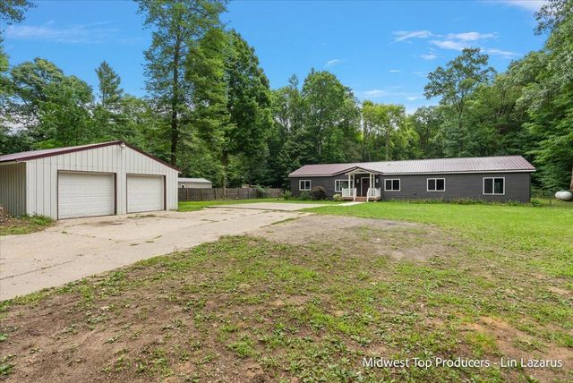 8270 Bradley Road, Belding, MI 48809