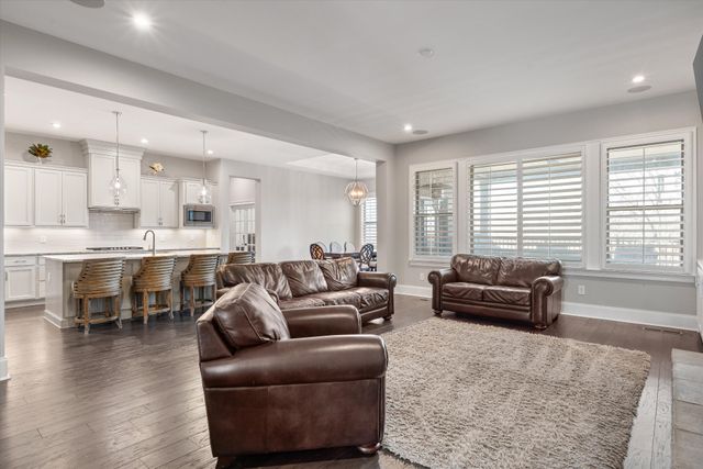 644 Five Oaks Blvd, Lebanon, TN 37087