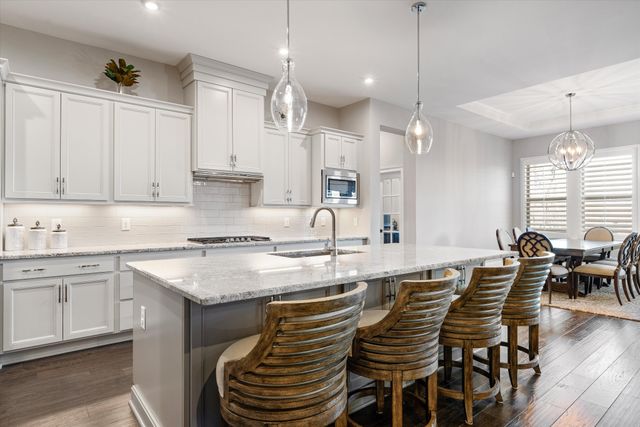 644 Five Oaks Blvd, Lebanon, TN 37087