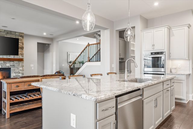 644 Five Oaks Blvd, Lebanon, TN 37087