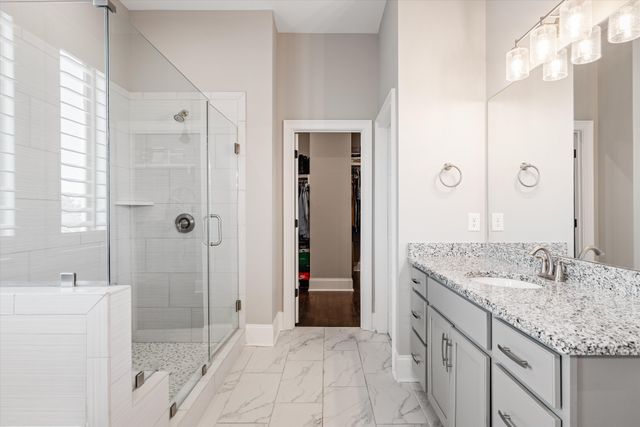 644 Five Oaks Blvd, Lebanon, TN 37087