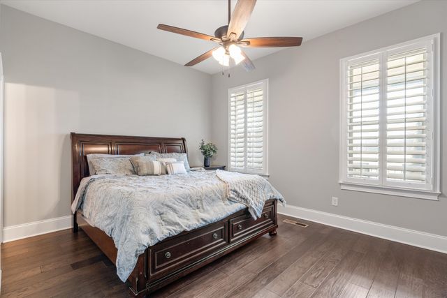 644 Five Oaks Blvd, Lebanon, TN 37087