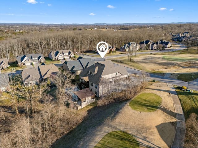 644 Five Oaks Blvd, Lebanon, TN 37087