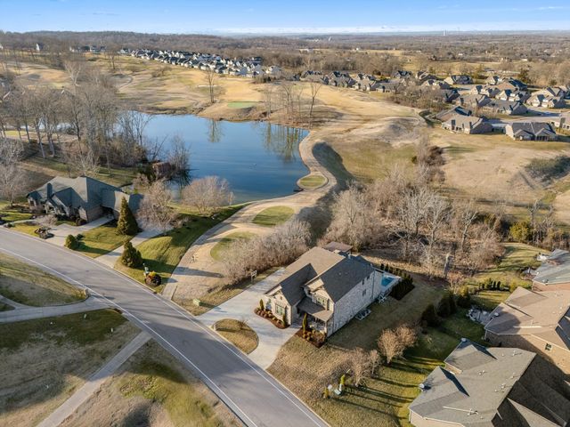 644 Five Oaks Blvd, Lebanon, TN 37087