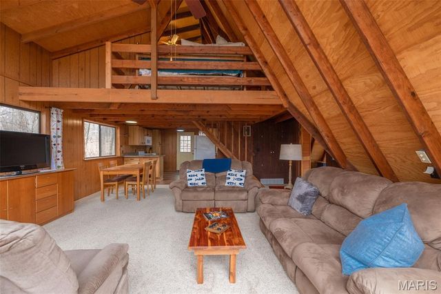 294 E Wanderfern Circle Drive, Innsbrook, MO 63390