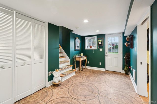 3 Garden Drive, New Windsor, NY 12553