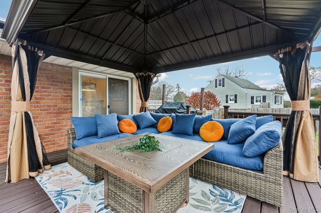 3 Garden Drive, New Windsor, NY 12553