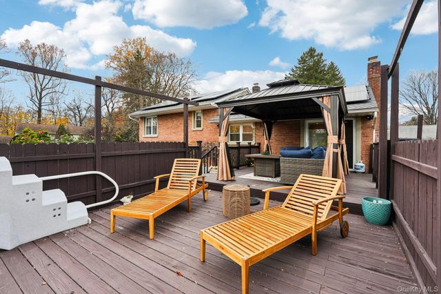 3 Garden Drive, New Windsor, NY 12553