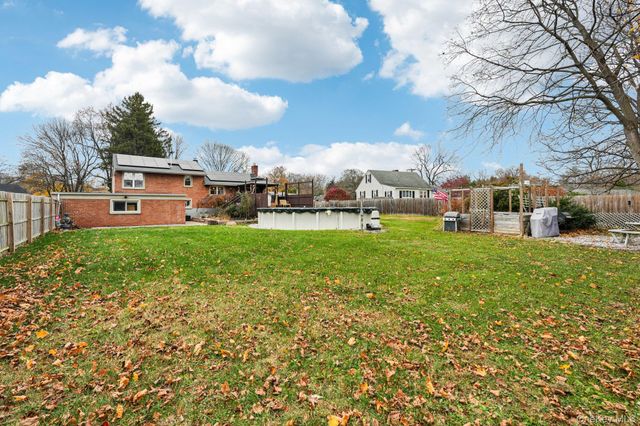 3 Garden Drive, New Windsor, NY 12553