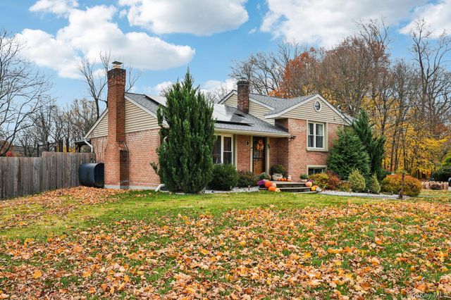 3 Garden Drive, New Windsor, NY 12553