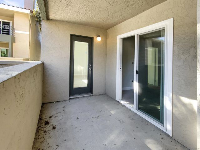 7405 Charmant Dr 2427, San Diego, CA 92122