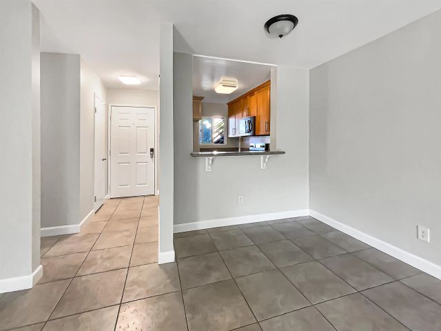 7405 Charmant Dr 2427, San Diego, CA 92122