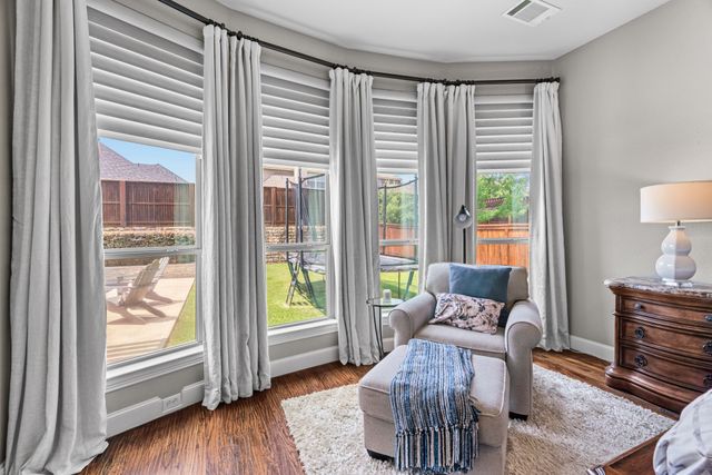 721 Kimbro Avenue, Lantana, TX 76226