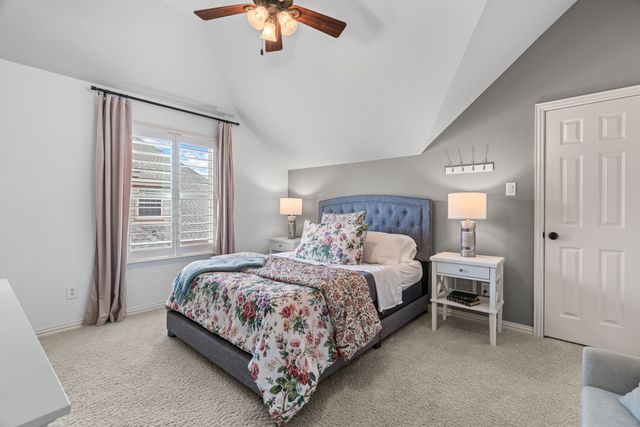 721 Kimbro Avenue, Lantana, TX 76226