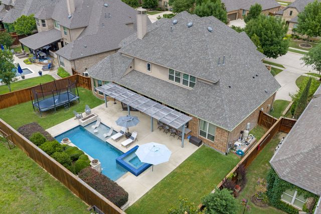 721 Kimbro Avenue, Lantana, TX 76226
