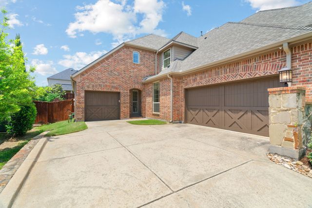 721 Kimbro Avenue, Lantana, TX 76226