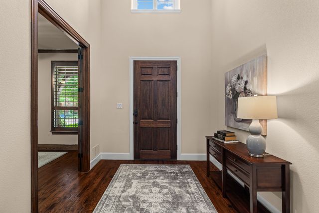 721 Kimbro Avenue, Lantana, TX 76226