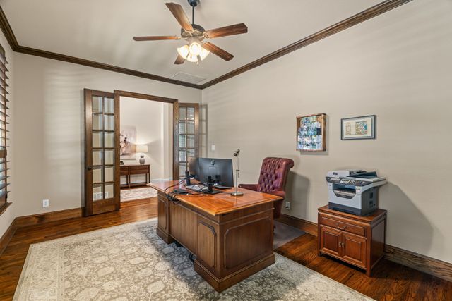 721 Kimbro Avenue, Lantana, TX 76226