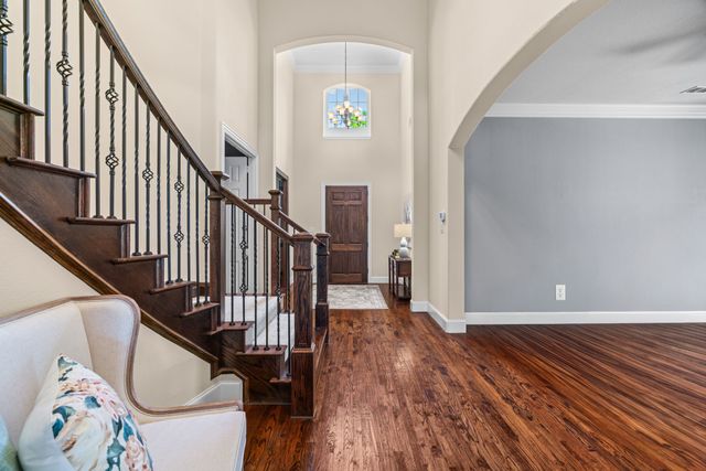 721 Kimbro Avenue, Lantana, TX 76226