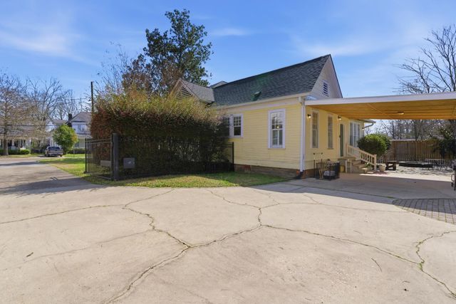 621 Walnut St., Hattiesburg, MS 39401