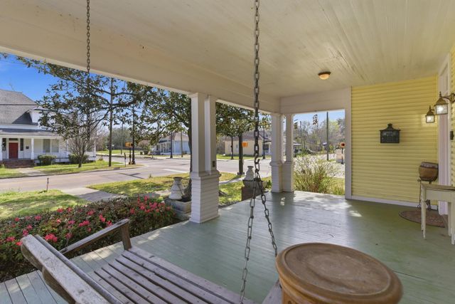 621 Walnut St., Hattiesburg, MS 39401