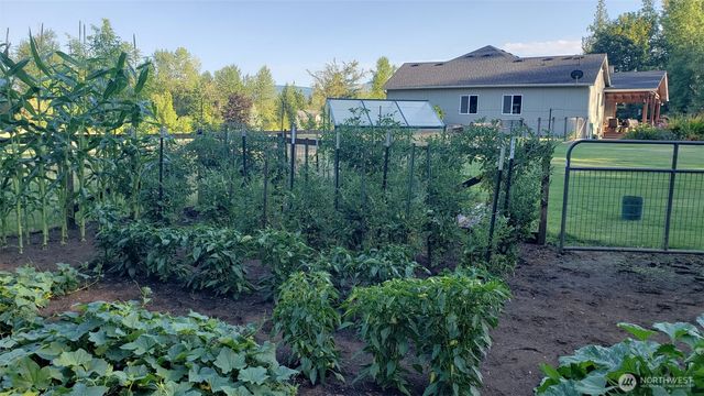 16100 159th Lane SE, Yelm, WA 98597