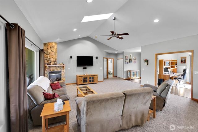16100 159th Lane SE, Yelm, WA 98597
