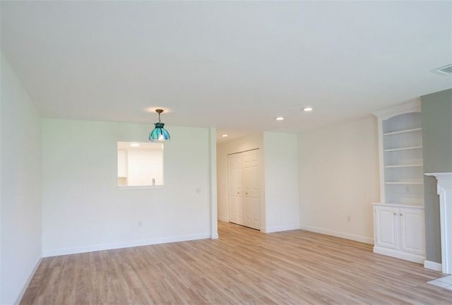 57 Lawton Brook Lane 57, Portsmouth, RI 02871