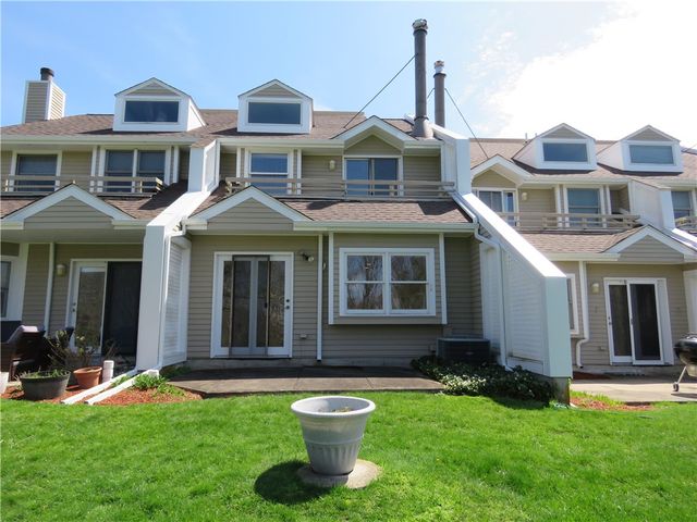 57 Lawton Brook Lane 57, Portsmouth, RI 02871