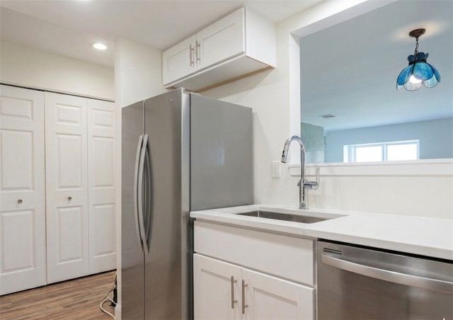 57 Lawton Brook Lane 57, Portsmouth, RI 02871