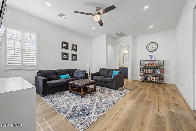 2910 E ATHENA Avenue, Gilbert, AZ 85297