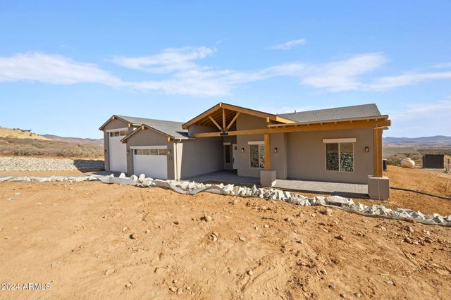 635 S GRANT WOODS Parkway, Dewey, AZ 86327