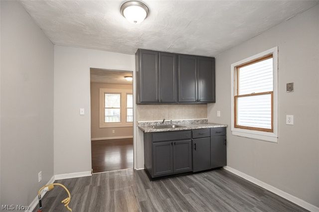 3409 W 86th Street, Cleveland, OH 44102