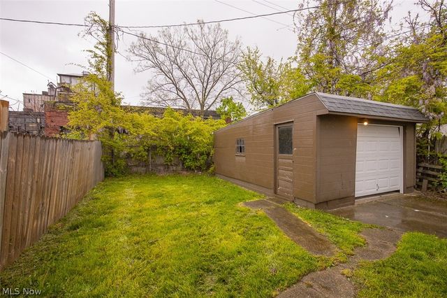 3409 W 86th Street, Cleveland, OH 44102