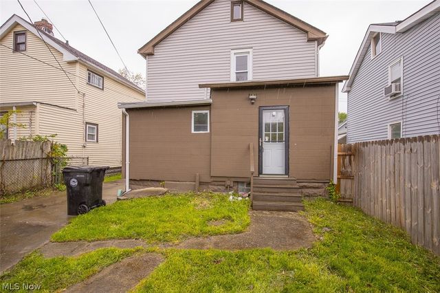 3409 W 86th Street, Cleveland, OH 44102