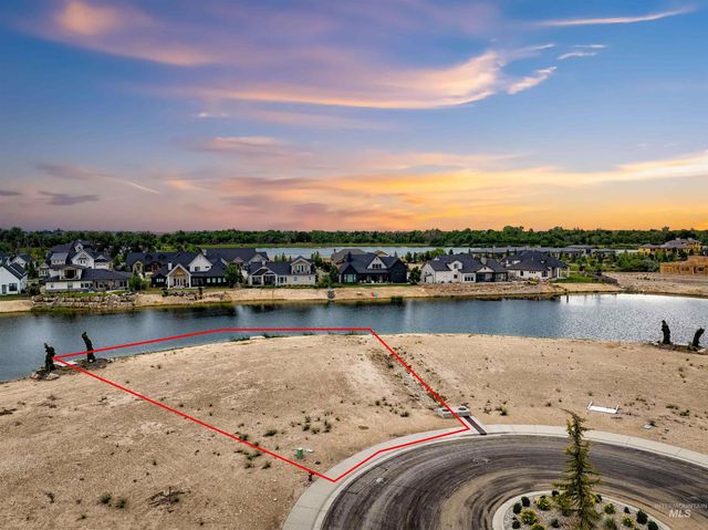21526 Lake Fork Pt, Star, ID 83669