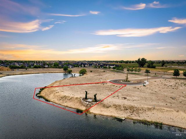 21526 Lake Fork Pt, Star, ID 83669