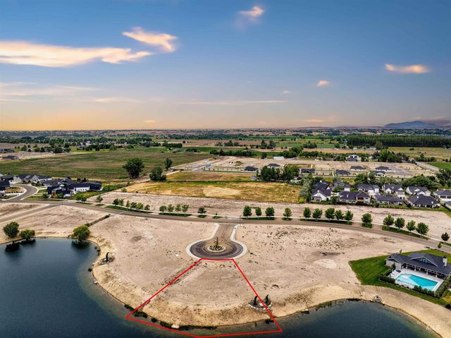 21526 Lake Fork Pt, Star, ID 83669