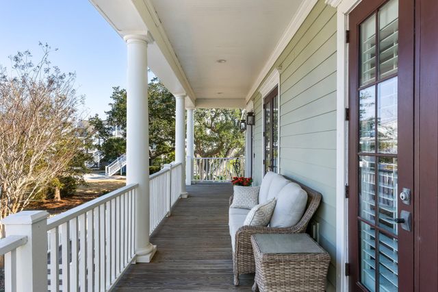 1525 Mossy Branch Way, Mount Pleasant, SC 29464