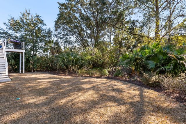 1525 Mossy Branch Way, Mount Pleasant, SC 29464