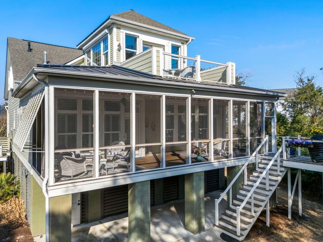 1525 Mossy Branch Way, Mount Pleasant, SC 29464