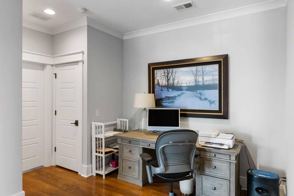 Image 28 of property listing at 1525 Mossy Branch Way, Mount Pleasant, SC 29464