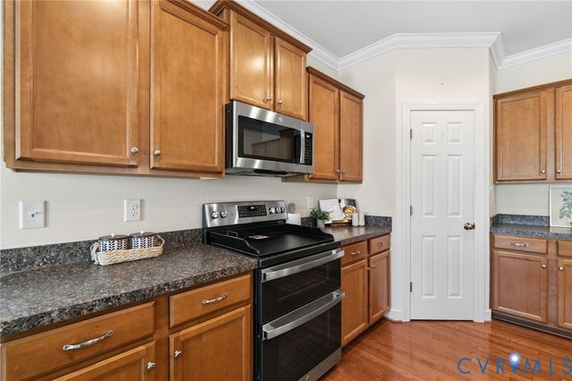 7119 Nicklaus Cir, Moseley, VA 23120