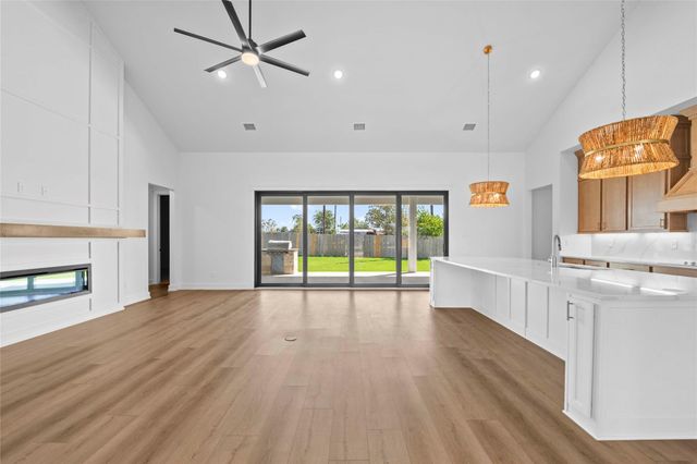 6630 King Oaks BLVD, Salado, TX 76571