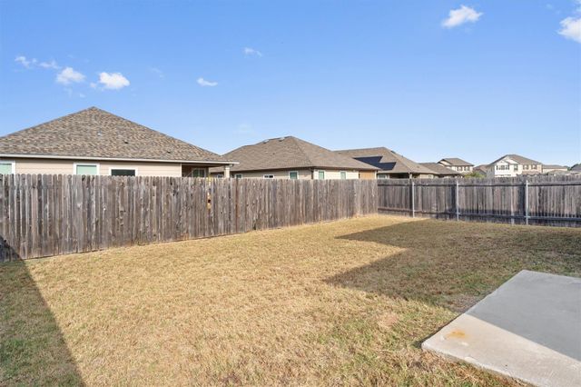 2008 Prickly Pear DR, Bastrop, TX 78602
