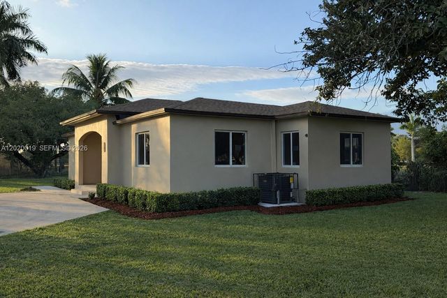 2295 NW 115th St, Miami, FL 33167