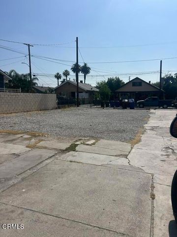 632 N Crescent Avenue, San Bernardino, CA 92410