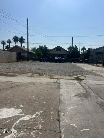 632 N Crescent Avenue, San Bernardino, CA 92410