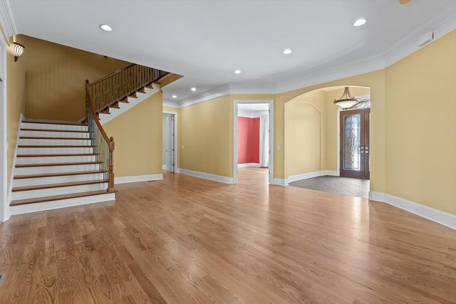 9369 Crystal Brook Drive, Apison, TN 37302